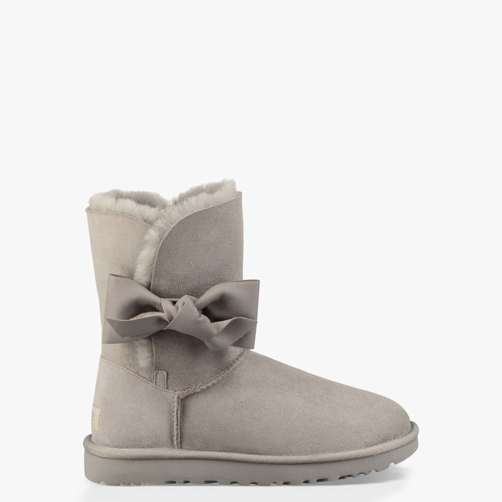 Bottes Classic UGG Daelynn Femme Grise Soldes 269NVSDP